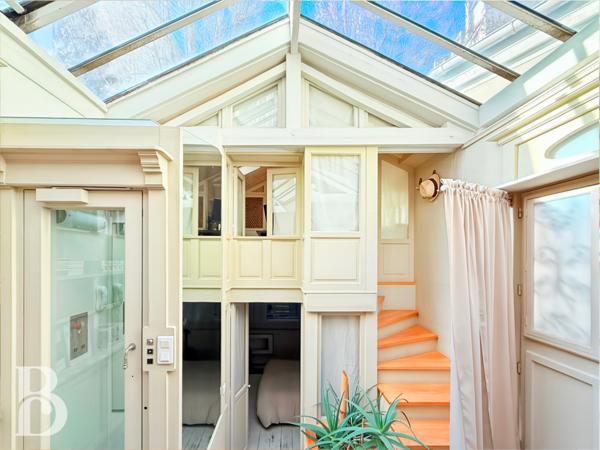 Paris (75014) APPARTEMENT COMME UNE MAISON - PROFESSION LIBERALE OU APPARTEMENT INDEPENDANT POSSIBLE