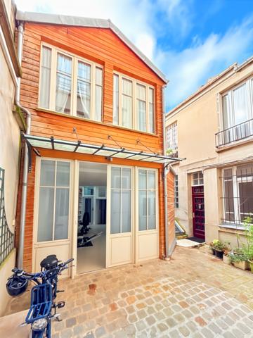 Paris (75014) APPARTEMENT COMME UNE MAISON - PROFESSION LIBERALE OU APPARTEMENT INDEPENDANT POSSIBLE