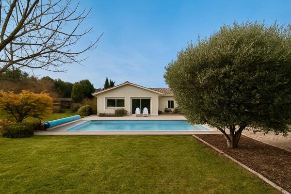 Maison Salles 6 pièces 4 chambres 135 m2 garage double+ piscine