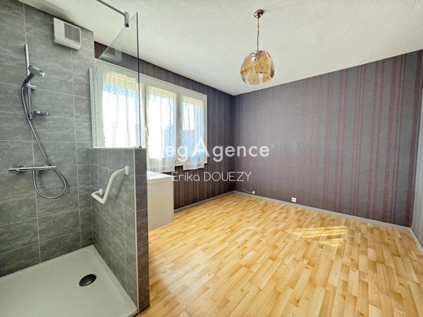 Maison à CHOLET, 49300 - 7 pièces 124m²