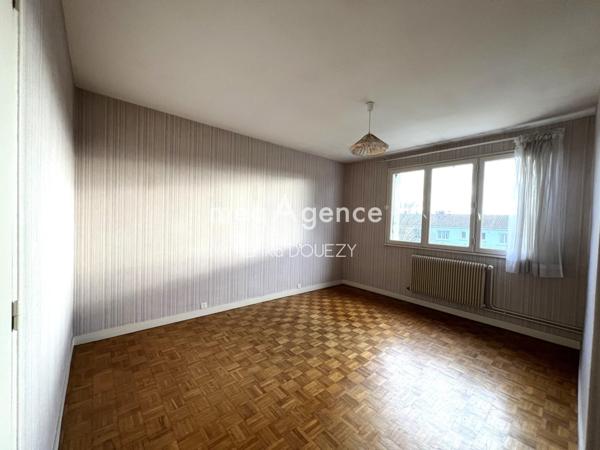 Maison à CHOLET, 49300 - 7 pièces 124m²