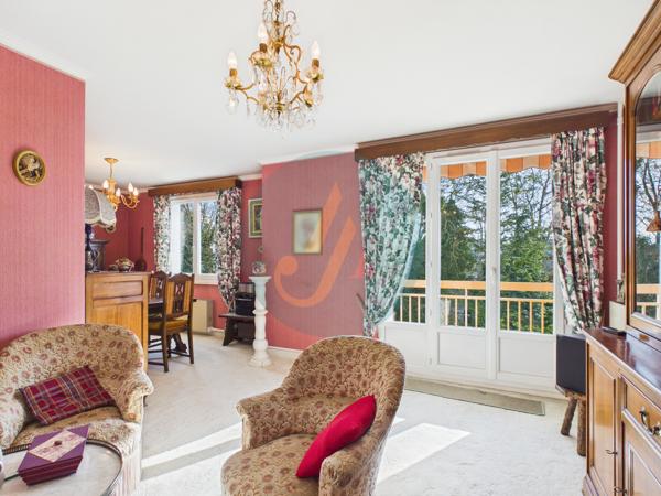 Nevers (58000) Appartement T2 lumineux 64m2 avec garage et DPE en C à Nevers