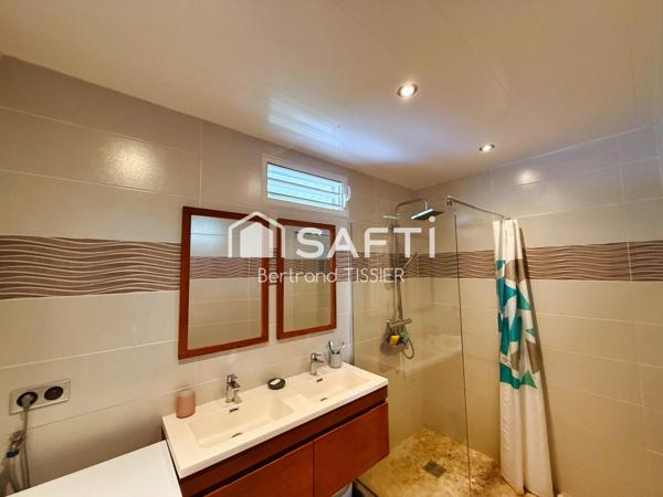 Maison 3 chambres, piscine, rénovée, lotissement