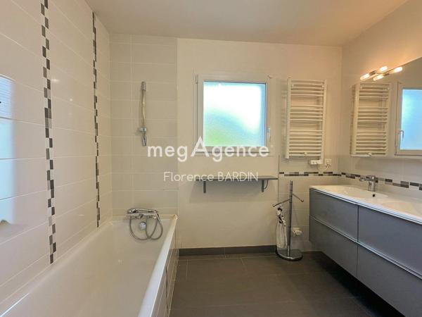 Maison à SAINT-LEGER-SOUS-CHOLET, 49280 - 6 pièces 133m²