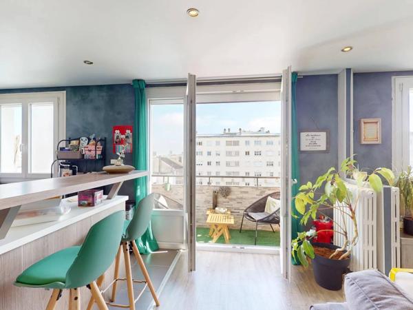 Appartement de Type 4 avec balcon , Ascenseur