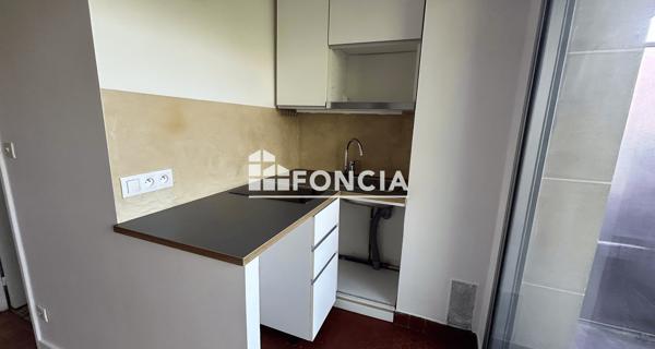 Location Studio 18 m² - Châtenay-malabry 92290