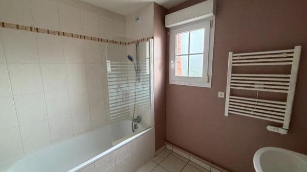 APPARTEMENT SEJOUR + DEUX CHAMBRES
