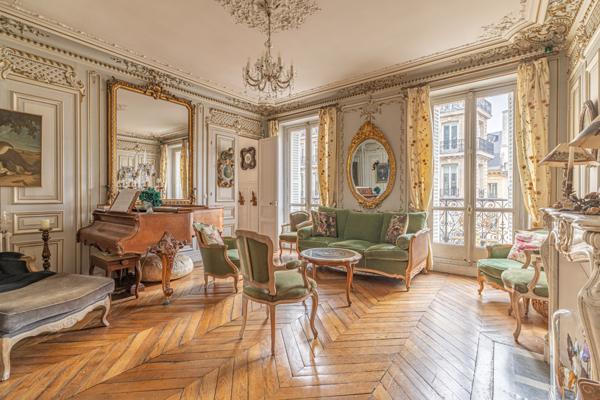 Drouot / Le Peletier - Appartement familial - 3 chambres - Ascenseur et balcon