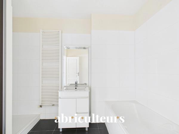 Appartement traversant– 72,8 m² 3 pièces Bordeaux Rue de Pessac