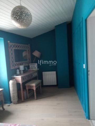 Maison à vendre 4 pièces 97 m², balcon et double garage