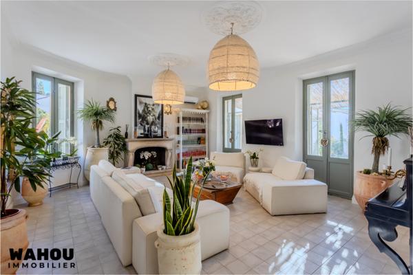 La Motte (83920) Maison entièrement rénovée - Piscine - La Motte