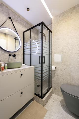 Chaville, limite Sèvres - MARIVEL - Beau 4 pièces rénové avec 3 chambres et balcon €549 000 ** - Référence 655-C