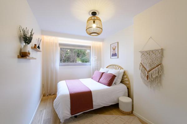 Chaville, limite Sèvres - MARIVEL - Beau 4 pièces rénové avec 3 chambres et balcon €549 000 ** - Référence 655-C