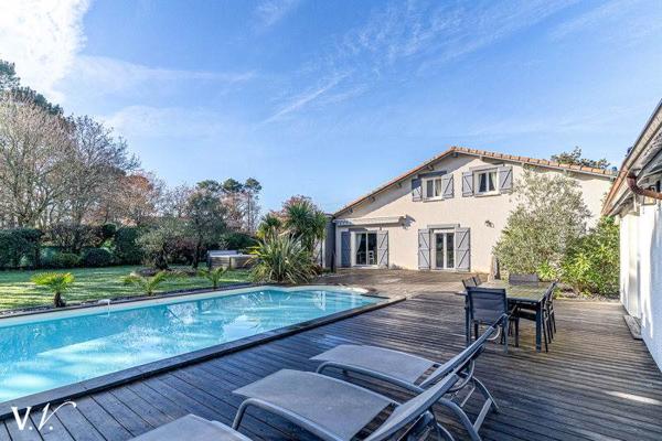Maison à vendre 1 094 000 € Sanguinet 7 p 201 m² DPE C