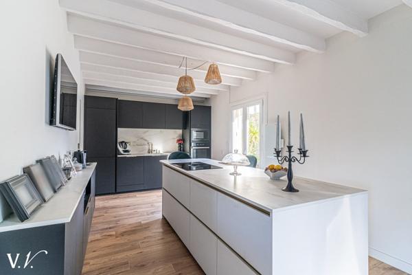 Maison à vendre 1 094 000 € Sanguinet 7 p 201 m² DPE C
