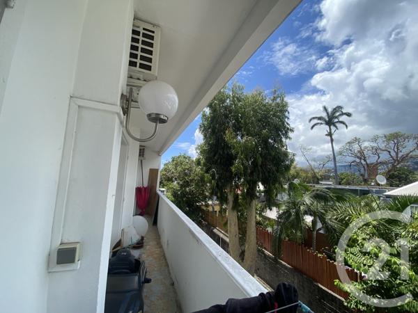 Appartement F3 à vendre  3 pièces - 56,70 m2 ST DENIS - 974