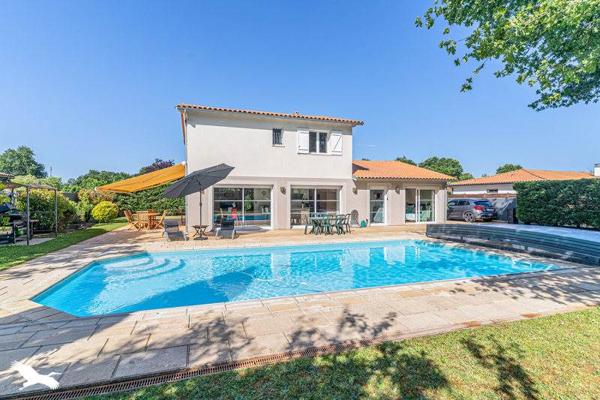 Maison à vendre 724 640 € Pessac 7 p 174 m² DPE C