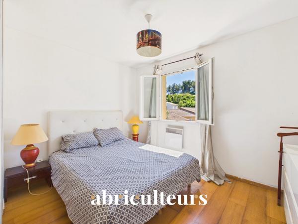 Maison 128 m² 7 pièces Saint-Chamas (13250)