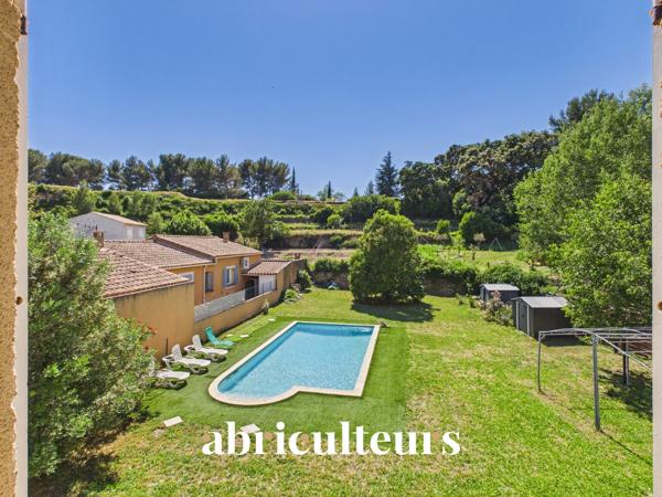 Maison 128 m² 7 pièces Saint-Chamas (13250)