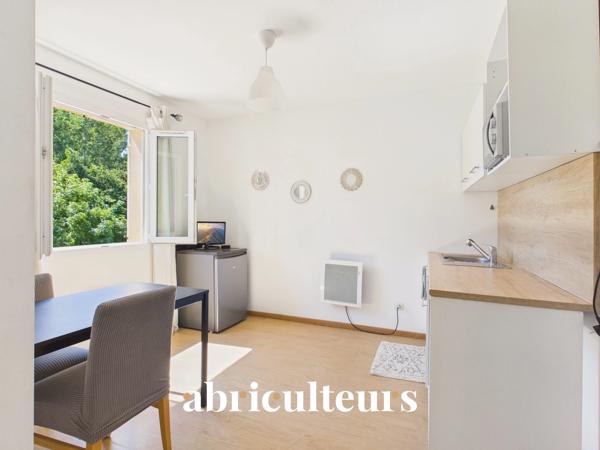 Maison 128 m² 7 pièces Saint-Chamas (13250)