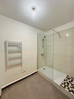 APPARTEMENT 3 PIECES AVEC TERRASSE 32m2