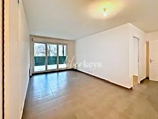 APPARTEMENT 3 PIECES AVEC TERRASSE 32m2