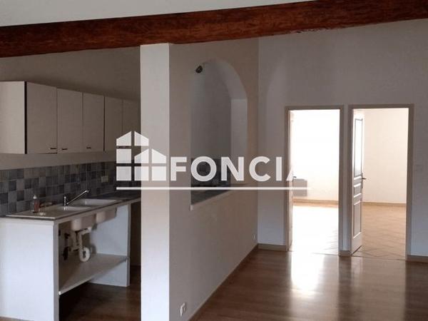 Location Appartement 3 pièces 62.55 m² - 5 RUE D'ESTIENNE D'ORVES Gonfaron 83590