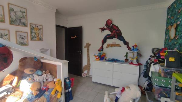 Vente                                                      Maison
                        
                     4 pièces                      105 m2                     à Gien