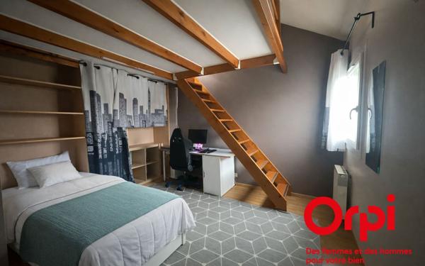 Maison à vendre    5 pièces • 101 m2 Voisins-le-Bretonneux