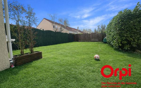 Maison à vendre    5 pièces • 101 m2 Voisins-le-Bretonneux