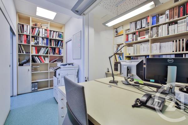 Appartement F2 à vendre  2 pièces - 31,72 m 2   PARIS  - 75009
