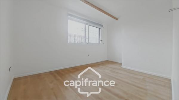 Bagnolet-Limite Montreuil-A vendre triplex totalement rénové-3 pièces-3ème et dernier étage-avec ascenseur-Luminosité