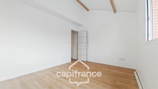 Bagnolet-Limite Montreuil-A vendre triplex totalement rénové-3 pièces-3ème et dernier étage-avec ascenseur-Luminosité