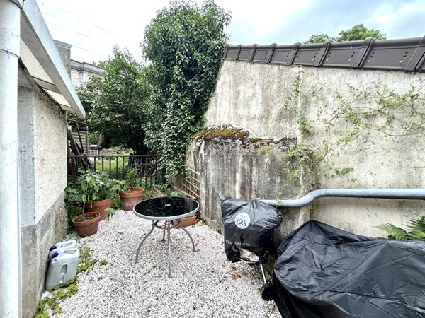 Maison Vaux Sur Seine 5 pièce(s) 70 m2 €239 000 ** - Référence 1132