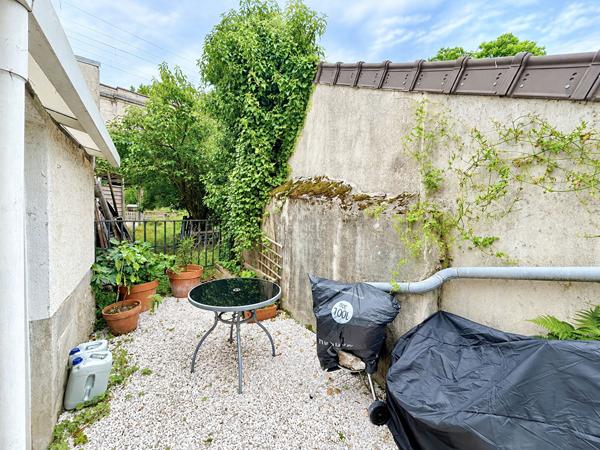 Maison Vaux Sur Seine 5 pièce(s) 70 m2 219 000 € **  - Référence  1132