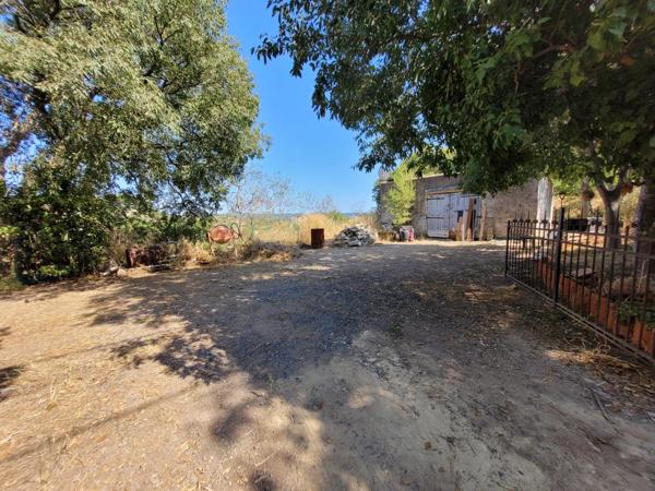 remise de 50 m² sur terrain viabilisé de 700m²