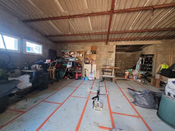 remise de 50 m² sur terrain viabilisé de 700m²