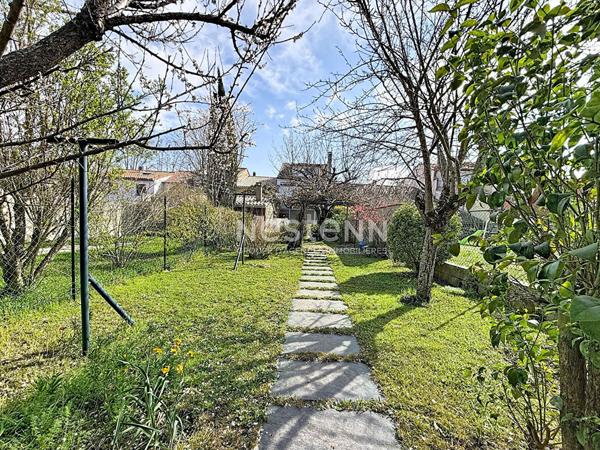 A VENDRE -PORTET SUR GARONNE Maison TRIPLEX Coeur de village T6 et garage