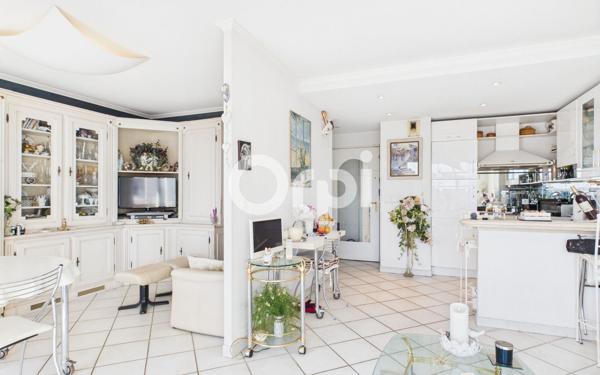 Appartement à vendre    2 pièces • 40,17 m2 Mandelieu-la-Napoule