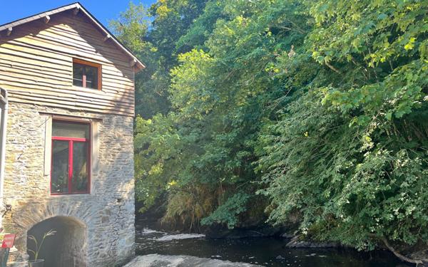 Maison à vendre    7 pièces • 268 m2 Aixe-sur-Vienne