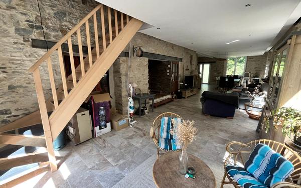 Maison à vendre    7 pièces • 268 m2 Aixe-sur-Vienne