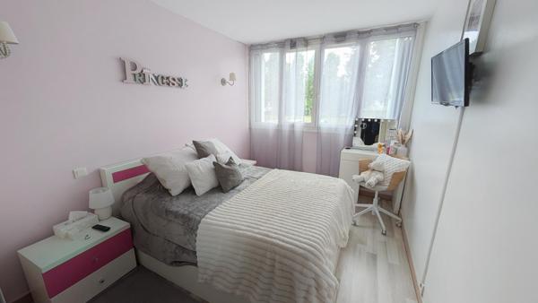 Appartement 79 m² , trois chambres, refait à neuf