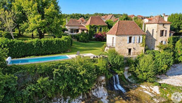 Au bord de la Dordogne, propriété de caractère