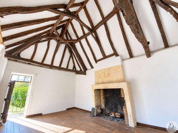 Au bord de la Dordogne, propriété de caractère