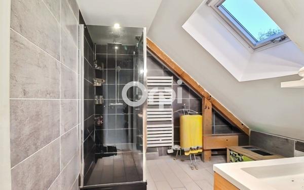 Maison à vendre    6 pièces •  Pau