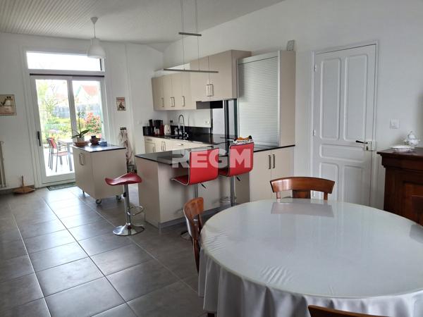 Saujon (17600) Maison rénovée avec appartement indépendant