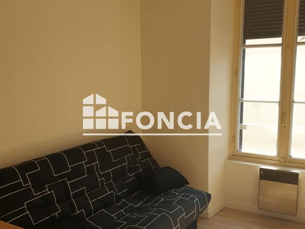 Location Studio meublé 16.89 m² - 4-6 RUE SAINT MARTIN Sable Sur Sarthe 72300
