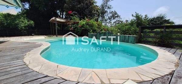 VILLA T5 AVEC PISCINE ET TERRAIN