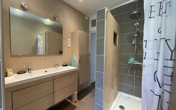 Appartement à vendre    3 pièces • 114,01 m2 Vienne