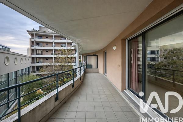 Appartement à vendre 3 pièces 82,66 m² Issy-les-Moulineaux